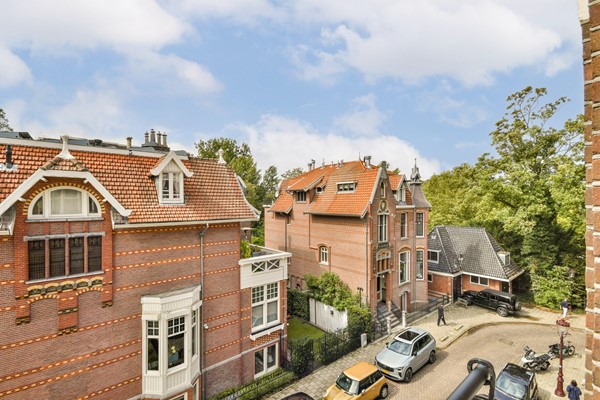 Medium property photo - Jacob Obrechtstraat 1-2, 1071 KC Amsterdam